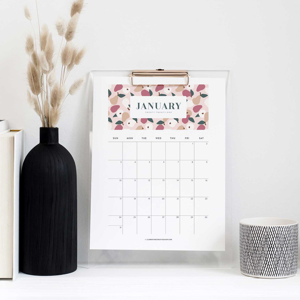 feminine printable desk calendar